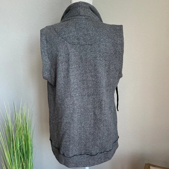 NWT Neon Buddha Idyllic Zip Moto Vest medium - Picture 5 of 9